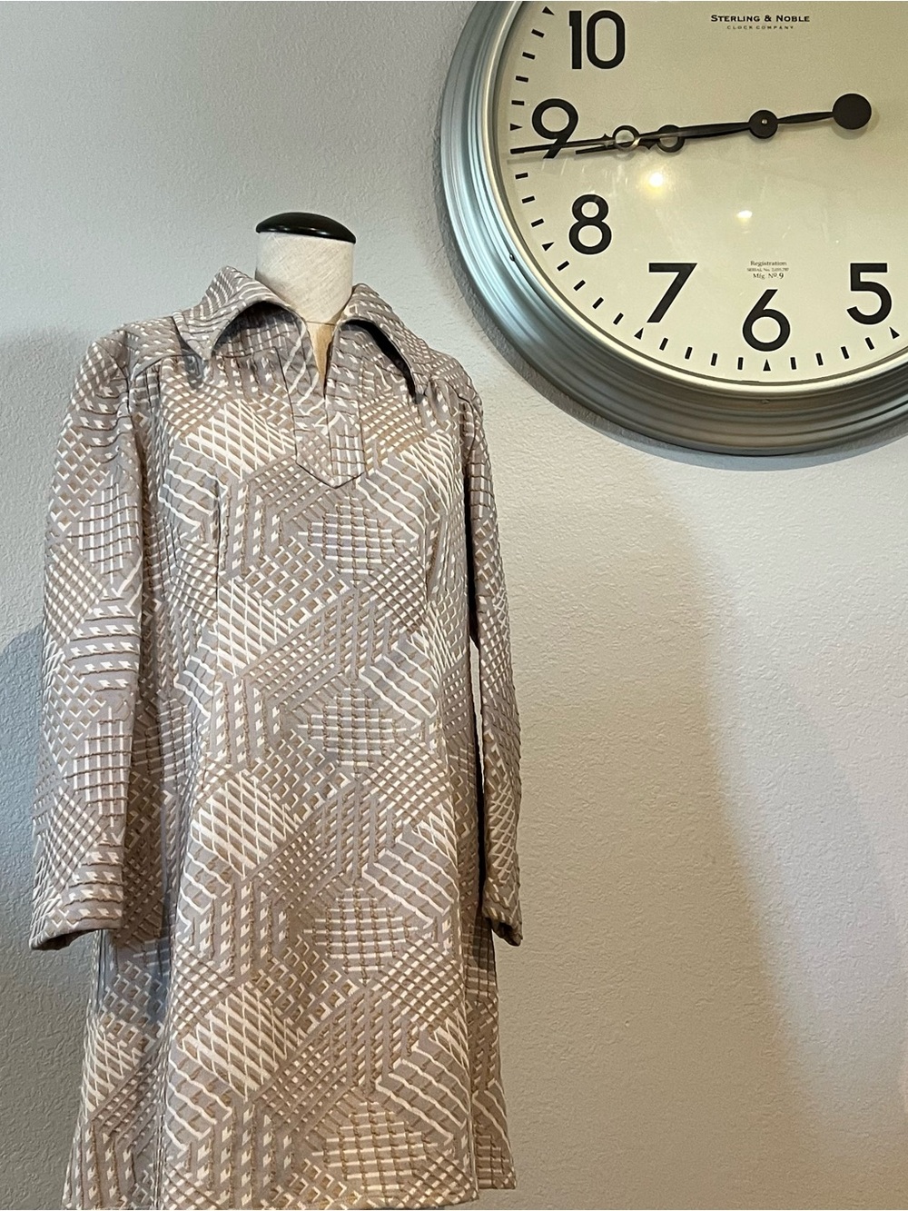 Vintage taupe and white patterned dress